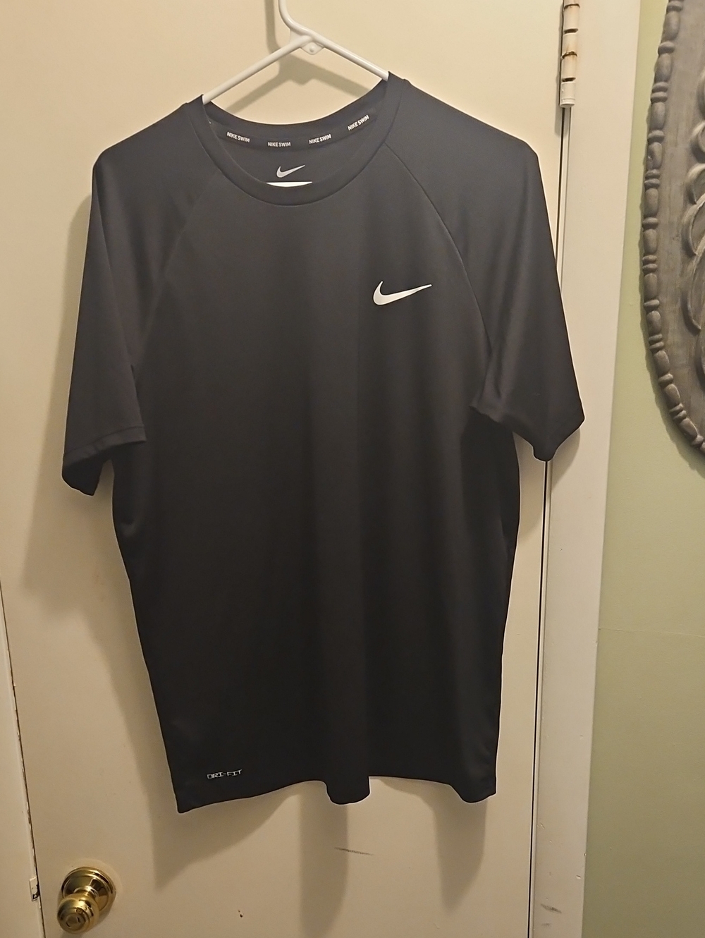 Nike Swim Mens Large UPF 40